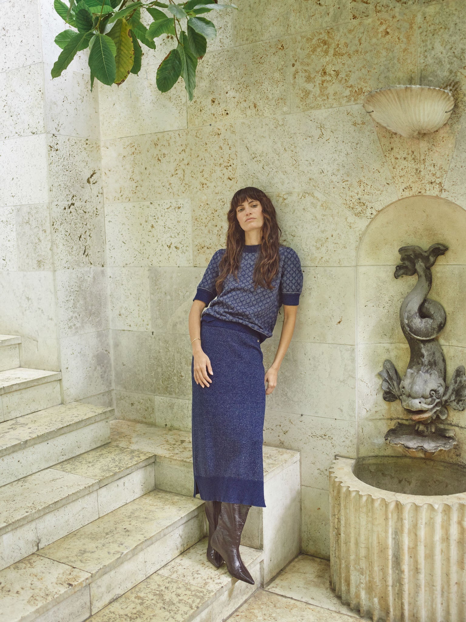 Modelshot / Dark Blue / Detail